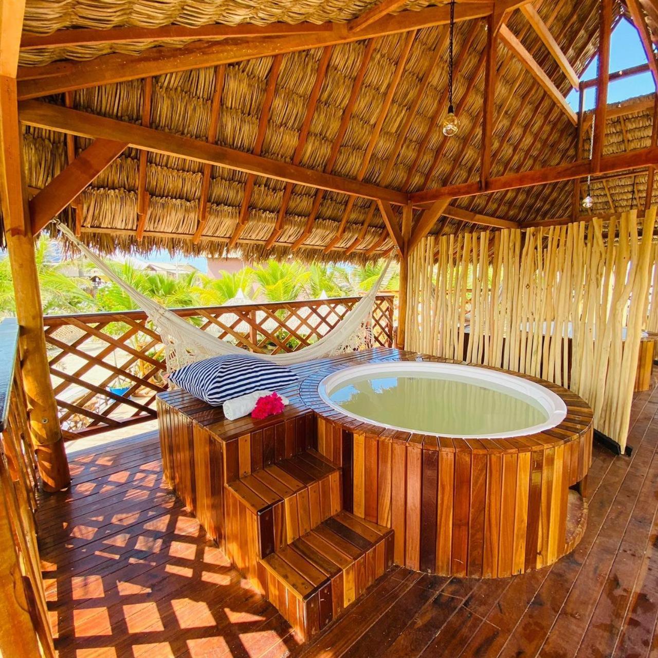 Leao Beach Pousada ลุยส์กอร์เรยา ภายนอก รูปภาพ